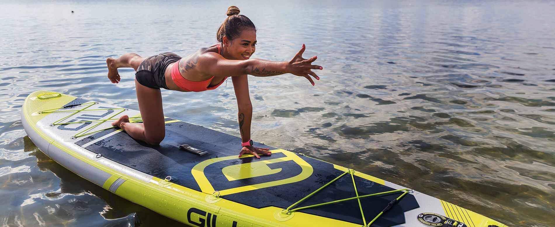 What to Expect at Your First Paddleboard Yoga Class